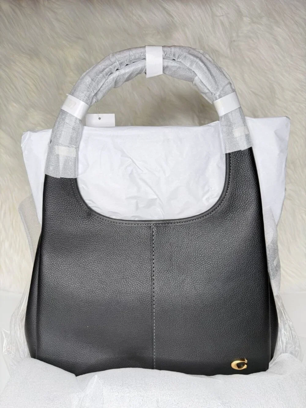 Coach Women’s Lana Large Leather Shoulder Bag - Brass/Black